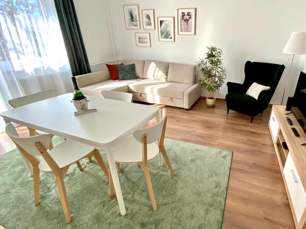 Esther Apartman Татабанья Экстерьер фото